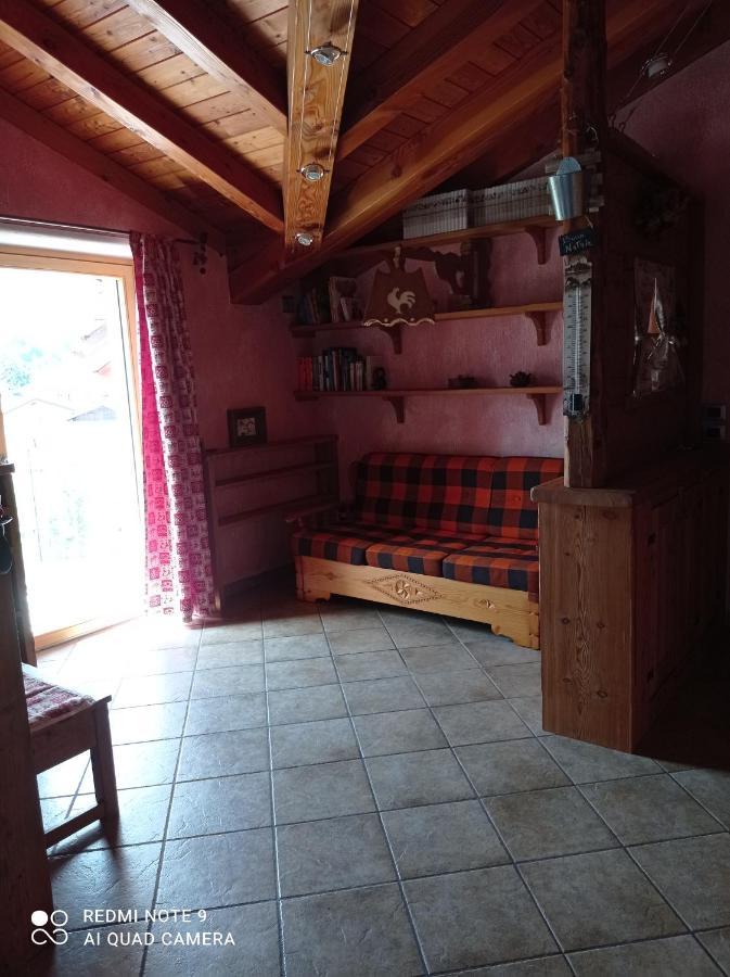Torrent Du Chateau Casa Vacanze Aosta Kültér fotó